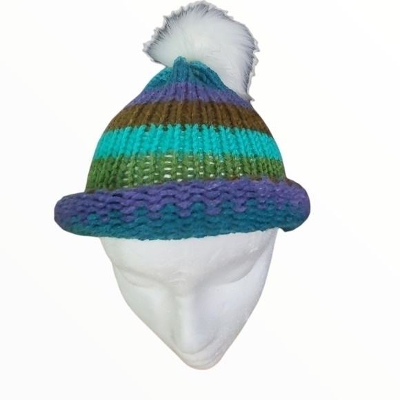 Two-Piece Handcrafted Hat Set with Roll Brim - Picture 5 of 8